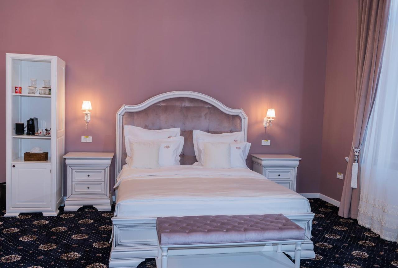 Sir Luxury Boutique Hotel Braila Exterior photo
