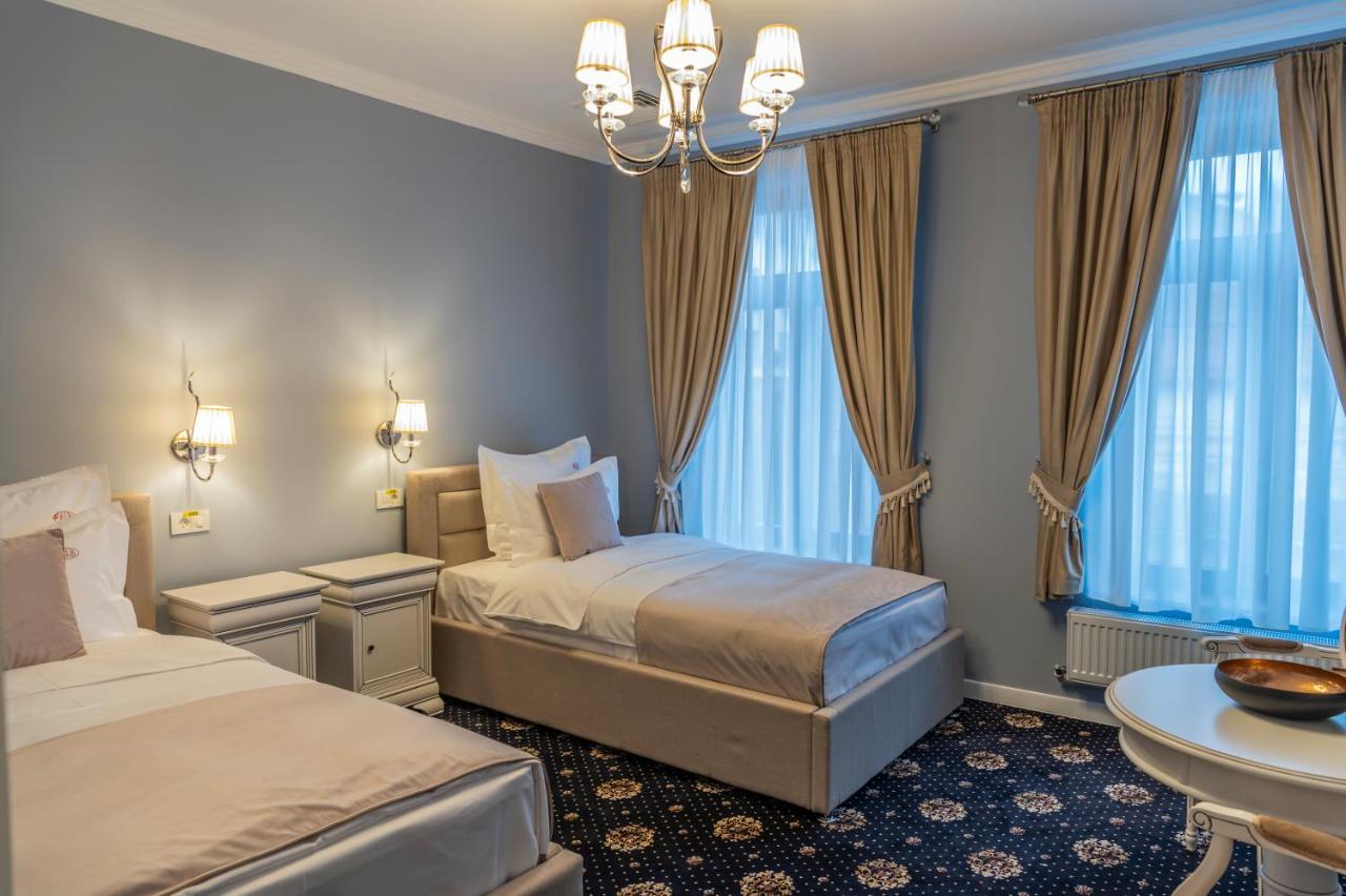Sir Luxury Boutique Hotel Braila Exterior photo