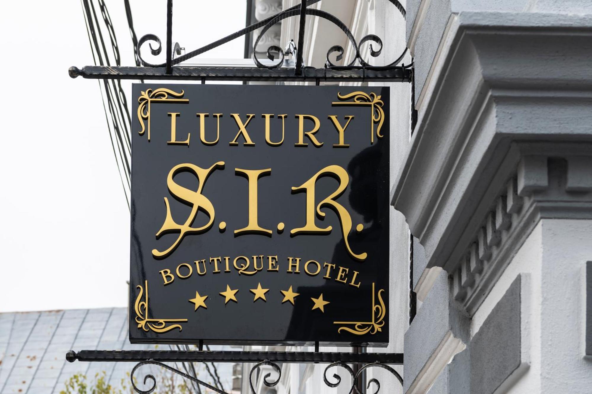 Sir Luxury Boutique Hotel Braila Exterior photo